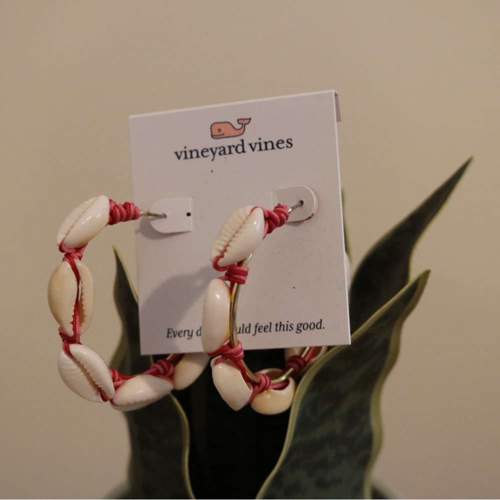 Vineyard Vines Cowrie Shell Hoop Earrings